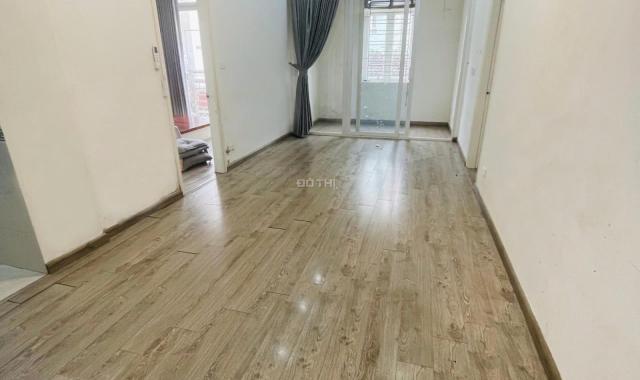 Cho thuê căn hô 75 m2 tại Duy Tân, Cầu Giấy, 75 m2, hiện trạng như ảnh