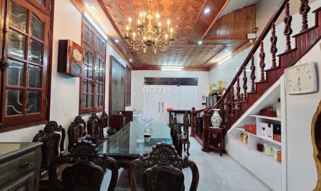 HIẾM CÓ, KHÓ TÌM - BÁN NHÀ CẦU GIẤY - 70m2 - 22,8 tỷ