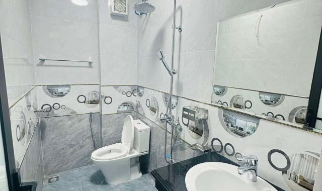 BÁN NHÀ NGUYỄN KHÁNH TOÀN 55M X 5T,THANG MÁY,GẦN PHỐ,NHÀ MỚI,ĐẸP