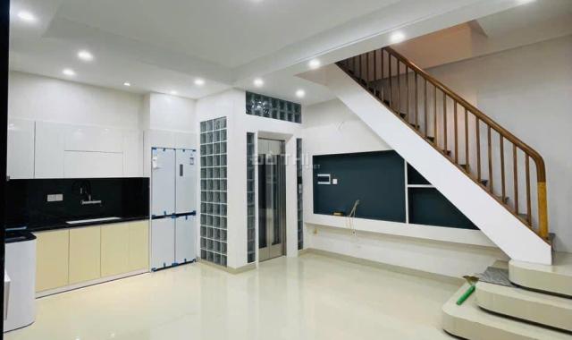 Cần Bán Nhà Trung Tâm Q. Cầu Giấy - Mặt Tiền 6.6m - Nhà Xây Mới, 6 Tầng, Có Thang Máy