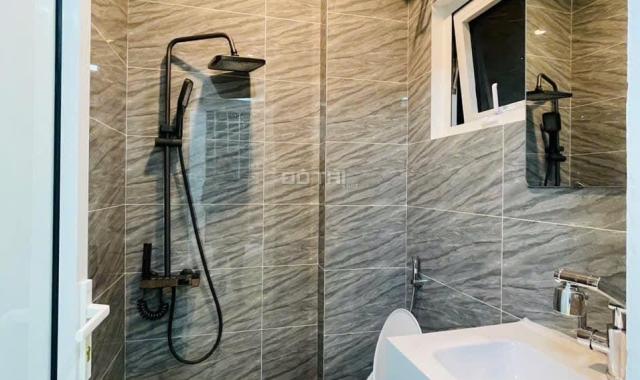 Cần Bán Nhà Trung Tâm Q. Cầu Giấy - Mặt Tiền 6.6m - Nhà Xây Mới, 6 Tầng, Có Thang Máy