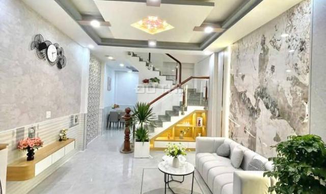 Bán nhà nhà Phạm Văn Chiêu Gò Vấp Mặt tiền rộng DT 40m2 x 2 tầng - giá chỉ 4.5 tỷ. Tặng full nội