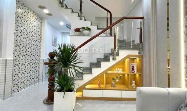 Bán nhà nhà Phạm Văn Chiêu Gò Vấp Mặt tiền rộng DT 40m2 x 2 tầng - giá chỉ 4.5 tỷ. Tặng full nội