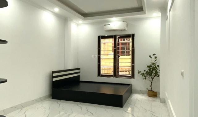 Cho thuê phòng giá rẻ gần ĐH Thăng Long, cách 5 phút xe máy