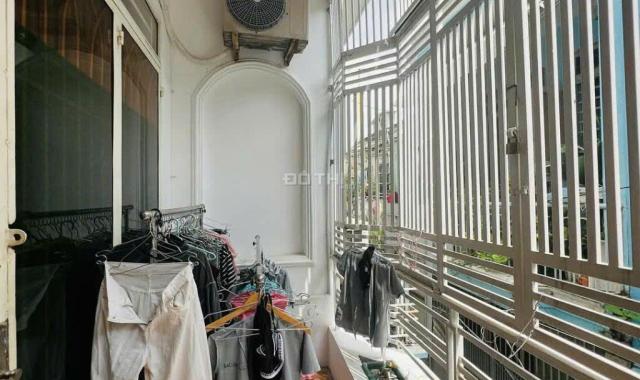 36m x 2 tầng - Bán nhà ngay trung tâm phường 10 Gò Vấp - Vuông vức - Full nội thất - Chỉ 3.x tỷ