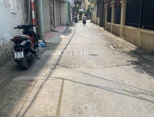 BÁN NHÀ THẠCH BÀN – NGÕ Ô TÔ ĐỖ CỬA – GIÁ ĐẦU TƯ CỰC TỐT