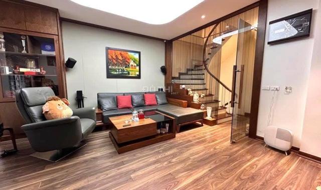 Bán nhà ngõ oto Liễu Giai, Ba Đình 39m2, 5 tầng, giá 7.7 tỷ