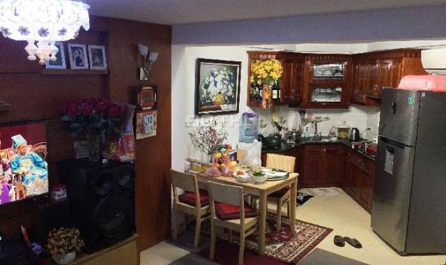Bán nhà Lĩnh Nam, nhà đẹp, 3 bước ra oto tránh, diện tích 38m2