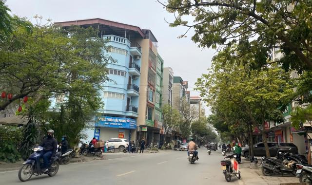 Bán Nhà Mới Toanh - Thang máy - Lô Góc - Kinh Doanh Đỉnh