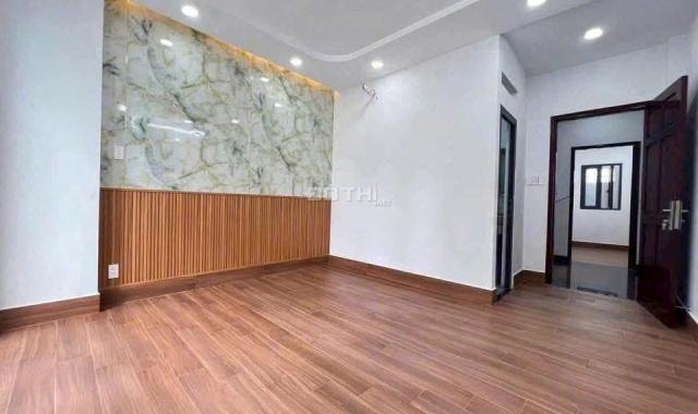 Ngân hàng phát mãi nhà chợ Bình Chánh, đường Đinh Đức Thiện