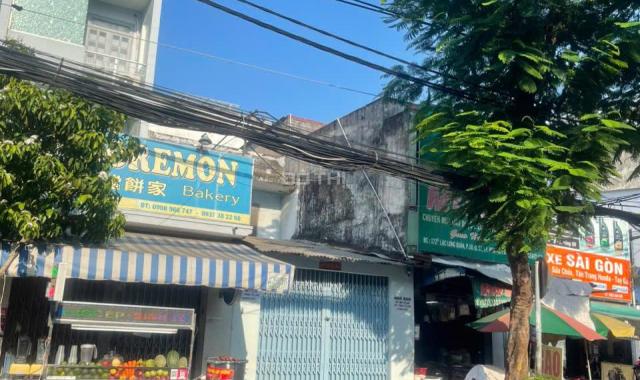 Nhà mặt tiền kinh doanh đa ngành nghề ,  Lạc Long Quân, Phường 10, Quận 11 , khu dân cư sầm uất.