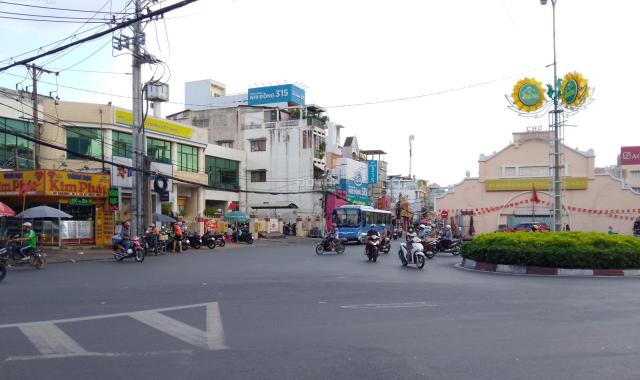 NHÀ ĐẸP - GIÁ RẺ - NGAY CHỢ THỦ ĐỨC - CHỈ 3 TỶ