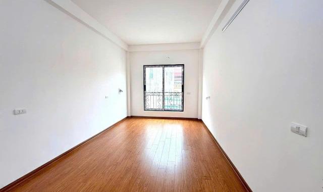 🏡 CHÍNH CHỦ BÁN NHÀ 5 TẦNG ĐẸP LONG BIÊN – GẦN TRƯỜNG HỌC, GIAO THÔNG TIỆN, GIÁ CHỈ 6,15 TỶ!