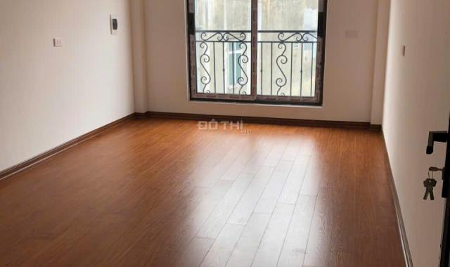🏡 CHÍNH CHỦ BÁN NHÀ 5 TẦNG ĐẸP LONG BIÊN – GẦN TRƯỜNG HỌC, GIAO THÔNG TIỆN, GIÁ CHỈ 6,15 TỶ!