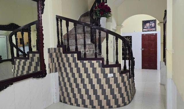 BÁN NHÀ PHÂN LÔ 2 MẶT NGÕ KHU VỰC MAI HƯƠNG - BÙI NGỌC DƯƠNG 38M2 - X3 TẦNG - GẦN ĐẠI HỌC BÁCH KHOA