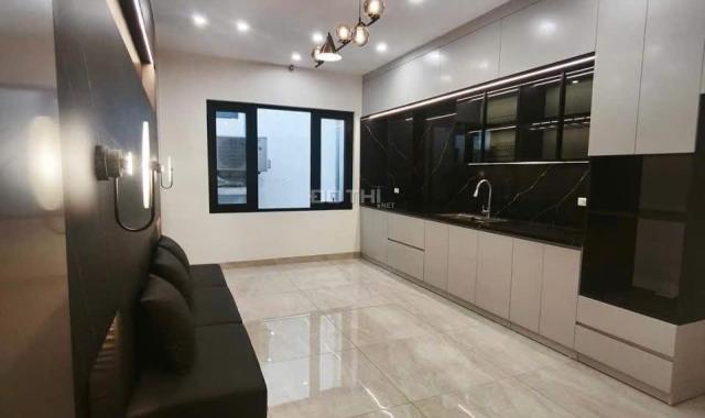 Bán nhà Mễ Trì Hạ 38m2 6 tầng thang máy nhỉnh 8 tỷ