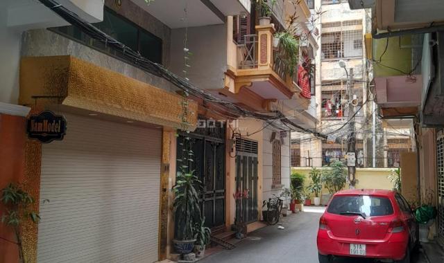 BÁN NHÀ ĐẸP, HIẾM NGUYỄN CHÍ THANH DT 40m2, Ô TÔ 30 CHỖ ĐỖ CỬA