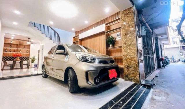 BÁN NHÀ ĐẸP, HIẾM NGUYỄN CHÍ THANH DT 40m2, Ô TÔ 30 CHỖ ĐỖ CỬA