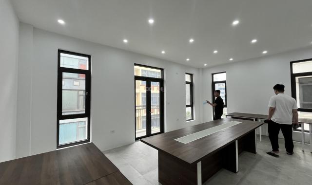 Cho thuê văn phòng Him Lam Vạn Phúc, diện tích 35 m2, phù hợp vp đại diện