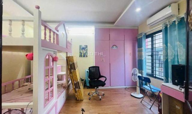 Bán nhà Mỹ Đình 36m2 5 tầng mới thoáng sáng giá chỉ 6.x tỷ