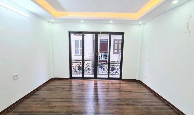 BÁN NHÀ ĐỊNH CÔNG - NHÀ ĐẸP Ở NGAY - 38m2 giá 6 tỷ.