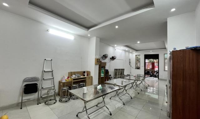 Cho thuê biệt thự Làng Việt Kiều Châu Âu, dt 165 m2 x 3 tầng