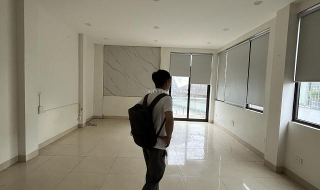 Cho thuê văn phòng Đại Lộ Thăng Long, diện tích 60 m2/tầng, sàn thông , lô góc