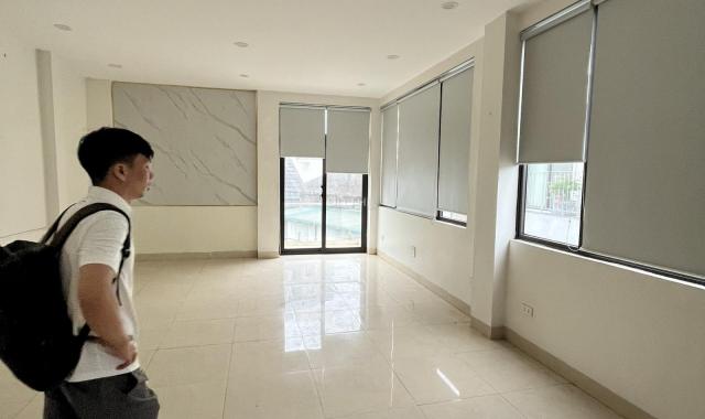 Cho thuê văn phòng Đại Lộ Thăng Long, diện tích 60 m2/tầng, sàn thông , lô góc