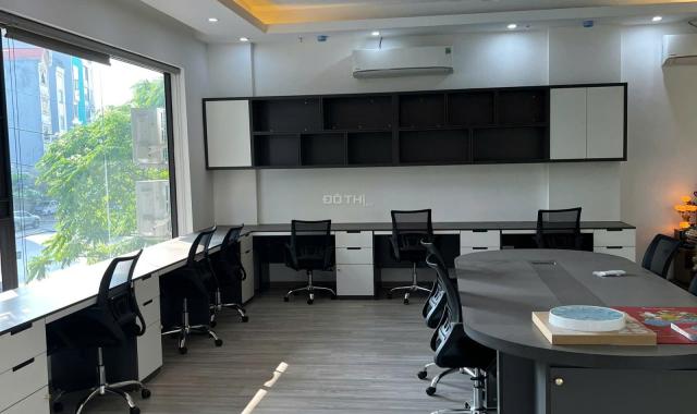 Cho thuê sàn văn phòng Quang Trung, diện tích 80 m2, có sẵn nội thất, lô góc đẹp