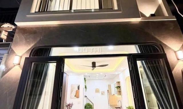 Chính chủ cần bán gấp căn nhà Gần Chợ Bình Chánh 650 Triệu.