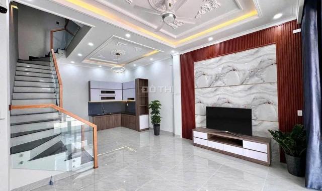 Chính chủ cần bán gấp căn nhà Gần Chợ Bình Chánh 650 Triệu.