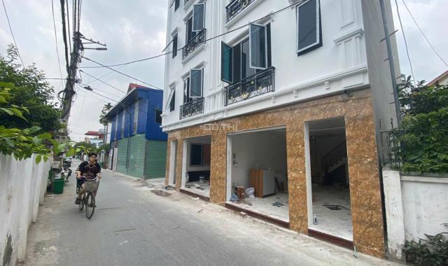 Bán nhà Kim Chung, trục chính kinh doanh 7.29 tỷ , 47m2, 2 mặt tiền lô góc, ô tô đỗ