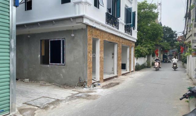 Bán nhà Kim Chung, trục chính kinh doanh 7.29 tỷ , 47m2, 2 mặt tiền lô góc, ô tô đỗ