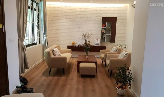 Bán căn 2PN tòa B5 Làng Quốc Tế Thăng Long - Cầu Giấy dt 73,4m ban công ĐN 5,3x tỷ. LH 0916820165