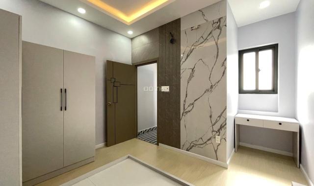 Mặt tiền hẻm 8m Lê Văn Sĩ, Tân Bình, 2.8x14, nhà mới 2 tầng chỉ hơn 7tỷ