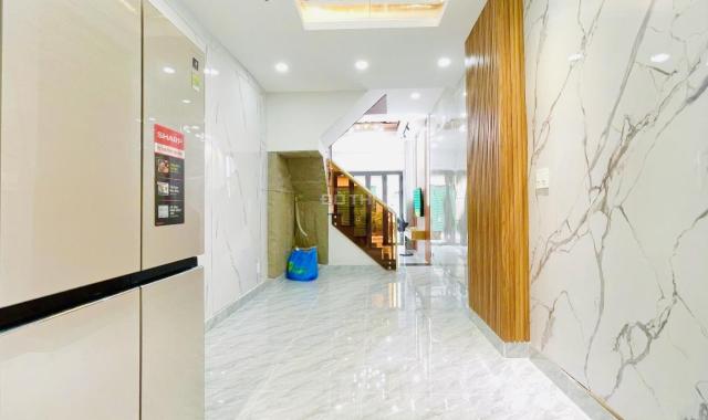Mặt tiền hẻm 8m Lê Văn Sĩ, Tân Bình, 2.8x14, nhà mới 2 tầng chỉ hơn 7tỷ