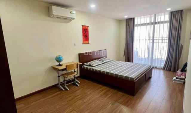 Cho thuê căn hộ 148m2 toà Discovery 302 Cầu Giấy