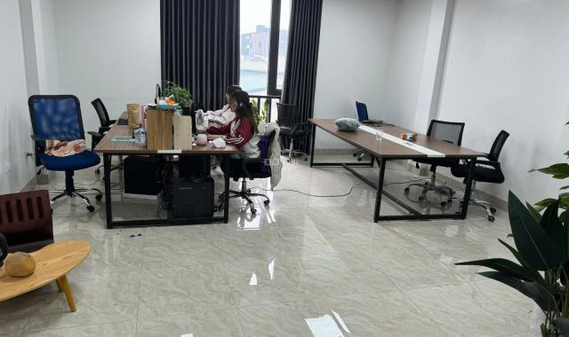 Cho thuê văn phòng ngõ 214 Nguyễn Xiển, phòng đẹp  thoáng như ảnh