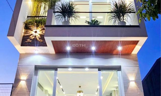 NHÀ ĐẸP 1 TRỆT 2 LẦU, 4X30M2, 4PN,4 WC NẰM NGAY TRUNG TÂM THÀNH PHỐ THỦ DẦU MỘT