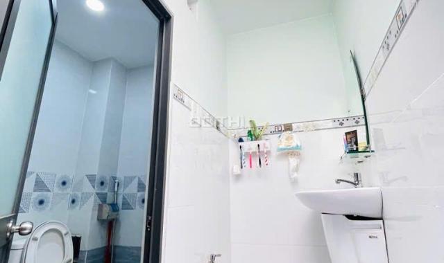 BÁN GẤP NHÀ CHÍNH CHỦ 71M2 - SONG HÀNH Q12 - XE HƠI VÀO TẬN BẾP - CHỈ CÒN HƠN 3 TỶ XÍU