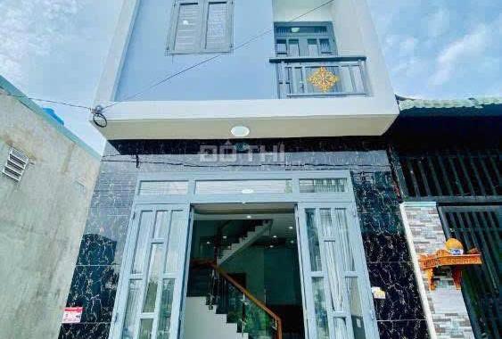 Nhà đẹp hốc môn , gần chợ , kcn giá 850tr