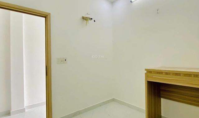 Nhà đẹp hốc môn , gần chợ , kcn giá 850tr