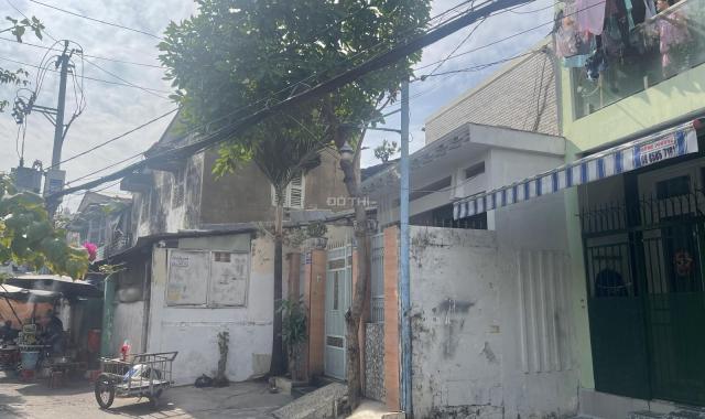 BÁN NHÀ HẺM XE HƠI LẠC LONG QUÂN, PHƯỜNG 3, Q.11, HCM - GẦN UỶ BAN QUẬN 11