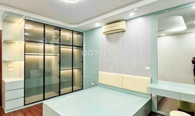 Chỉ 9,8 tỷ nhà mặt ngõ Hai Bà Trưng. 3 nhà ra phố. Kinh doanh - ô tô đỗ cửa - lô góc