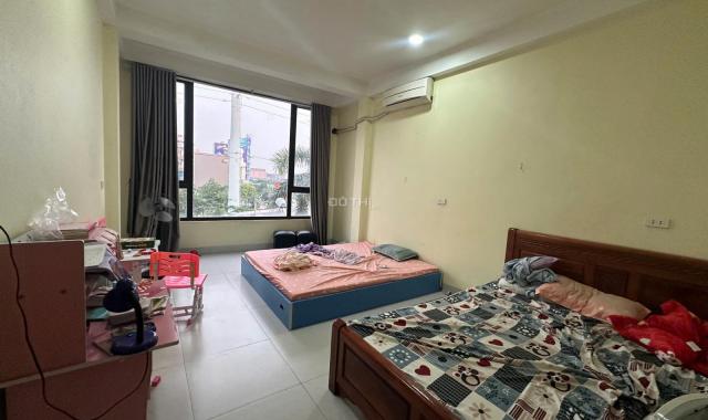Cho thê nhà riêng Nguyễn Thanh Bình- Tố Hữu, 50 m2 x 4.5 tầng, oto đỗ cửa