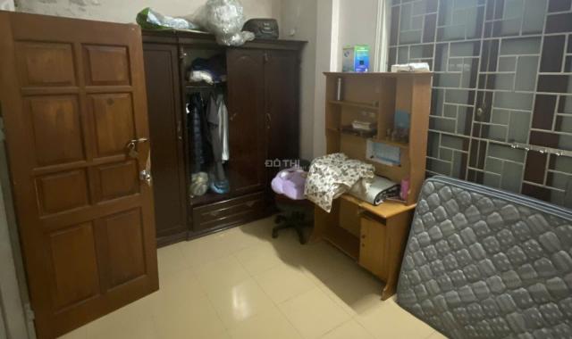 BÁN NHANH 2 NHÀ 4 TẤNG TẠI HOÀN KIẾM GIÁ RẤT RẺ