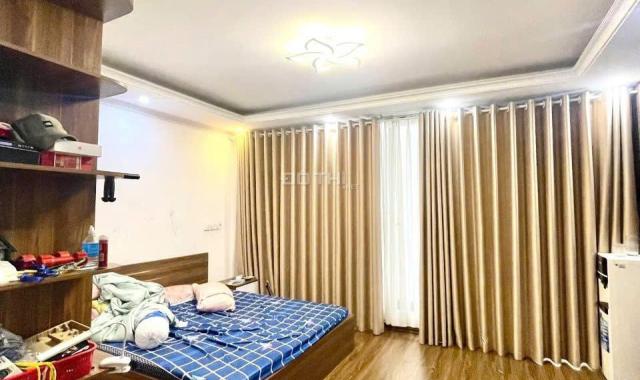 Nhà đẹp lô góc 40m 6T Thang máy Khương Trung Thanh Xuân giá 11 tỷ