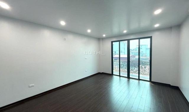 Bán nhà Nguyễn Trãi, Ô Tô tránh, 50m2, 12.5 tỷ