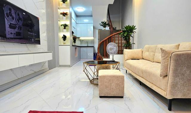 🏡 Bán nhà Xuân Đỉnh – 30m² – 5 tầng – full nội thất – giá 6.95 tỷ – sổ đỏ – ở luôn