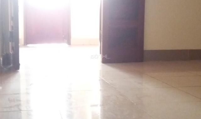 Cho thuê căn hộ riêng 3 tầng ngõ 1 Bùi Xương Trạch, ô tô đỗ sát cổng, cách phố Bùi Xương Trạch 100m
